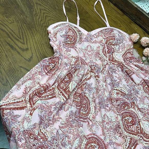 B.O.G. Collective Pink Paisley Mini Dress - Picture 2 of 11